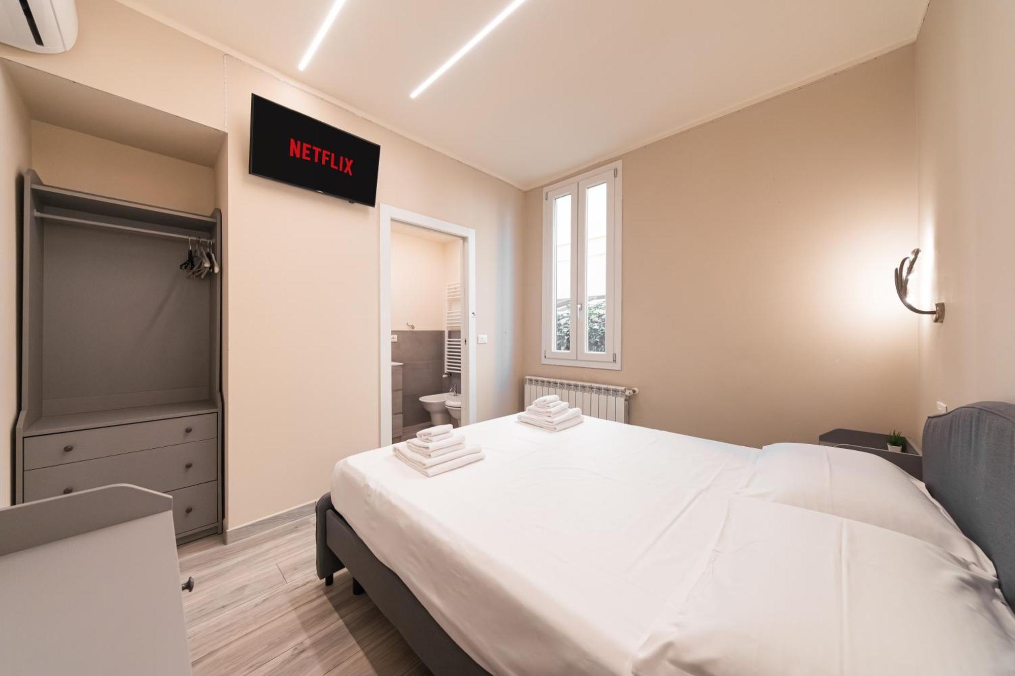 Dall'Arca Suites Bologna Station - Center - Fiera Bagian luar foto