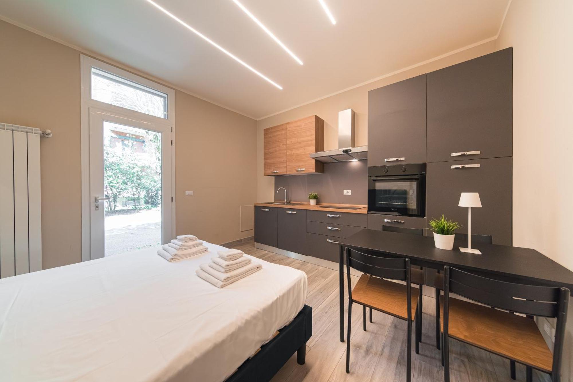 Dall'Arca Suites Bologna Station - Center - Fiera Bagian luar foto